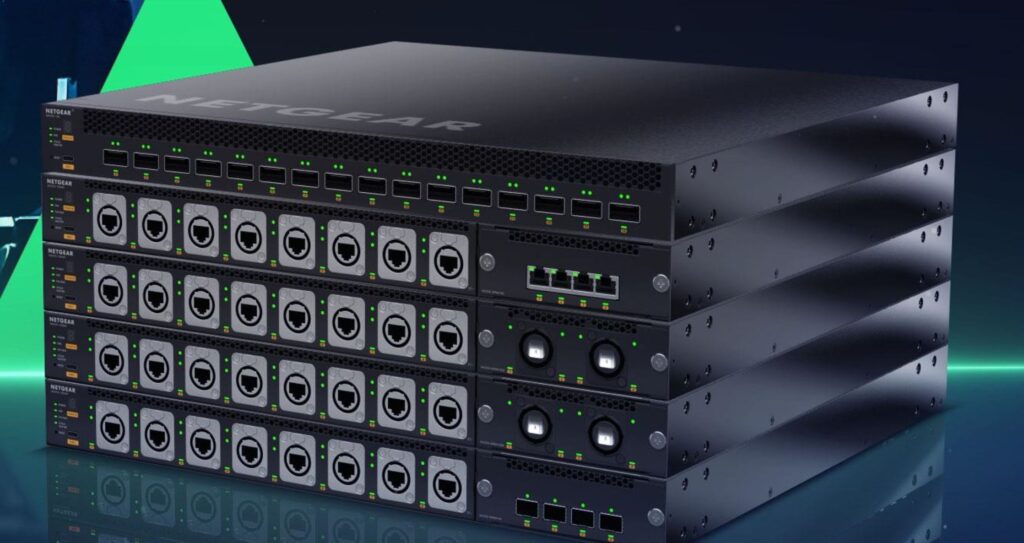NETGEAR® ProAV M4350シリーズの新製品に追加された現場重視の機能